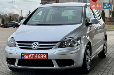 Хетчбек Volkswagen Golf Plus 2005 в Житомирі