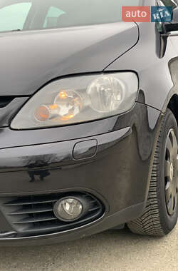 Хэтчбек Volkswagen Golf Plus 2007 в 