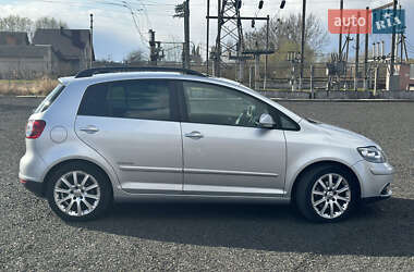 Хетчбек Volkswagen Golf Plus 2008 в 