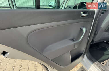 Хэтчбек Volkswagen Golf Plus 2005 в 