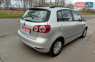 Хэтчбек Volkswagen Golf Plus 2009 в 