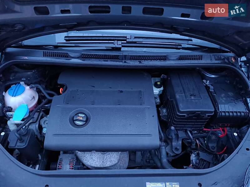 Хетчбек Volkswagen Golf Plus 2006 в Камені-Каширському
