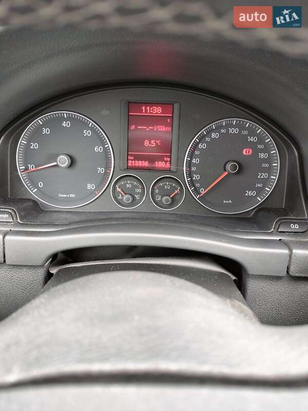 Хэтчбек Volkswagen Golf Plus 2008 в Фастове