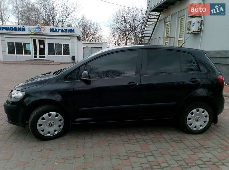 Хэтчбек Volkswagen Golf Plus 2005 в Лубнах