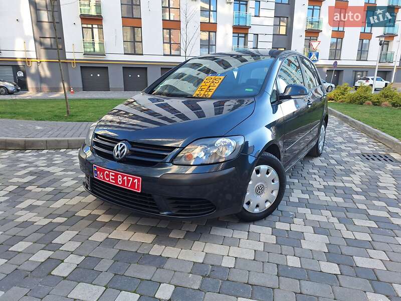 Хетчбек Volkswagen Golf Plus 2005 в 