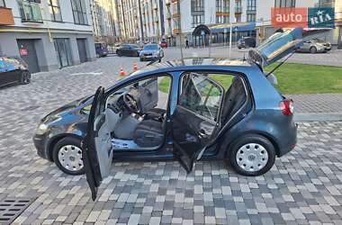Хетчбек Volkswagen Golf Plus 2005 в 