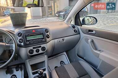 Хетчбек Volkswagen Golf Plus 2005 в 