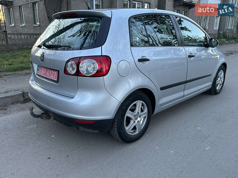 Хетчбек Volkswagen Golf Plus 2008 в Луцьку