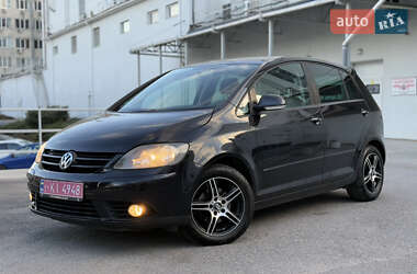Хэтчбек Volkswagen Golf Plus 2008 в 