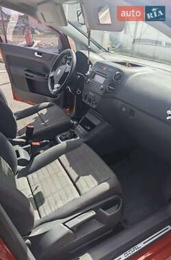 Хетчбек Volkswagen Golf Plus 2006 в 
