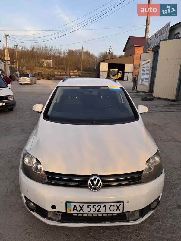 Хетчбек Volkswagen Golf Plus 2012 в Городку