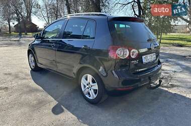 Хэтчбек Volkswagen Golf Plus 2009 в 
