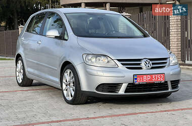 Хетчбек Volkswagen Golf Plus 2008 в 
