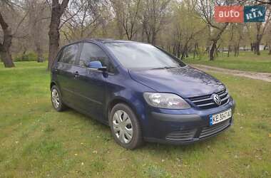 Хэтчбек Volkswagen Golf Plus 2005 в 