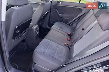 Хетчбек Volkswagen Golf Plus 2009 в 