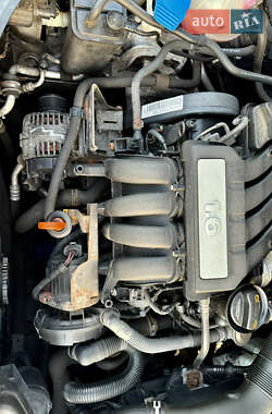 Хэтчбек Volkswagen Golf Plus 2008 в 