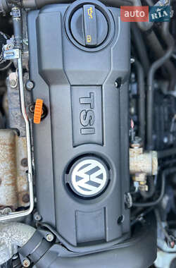 Хэтчбек Volkswagen Golf Plus 2011 в 