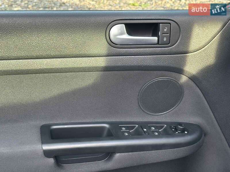 Хэтчбек Volkswagen Golf Plus 2009 в Днепре