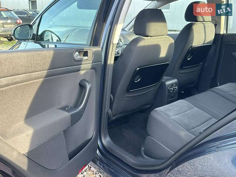 Хэтчбек Volkswagen Golf Plus 2009 в Днепре