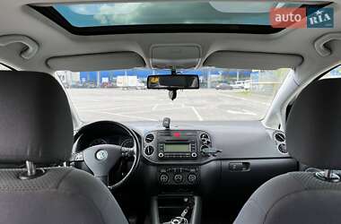 Хетчбек Volkswagen Golf Plus 2005 в 