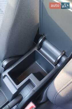 Хетчбек Volkswagen Golf Plus 2009 в 