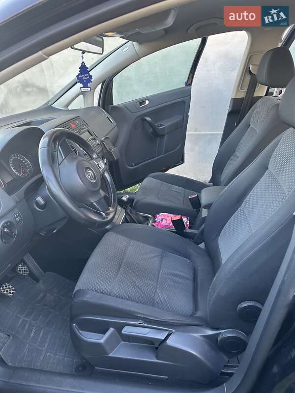 Хетчбек Volkswagen Golf Plus 2009 в Чернівцях