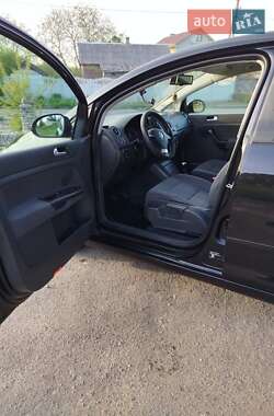 Хэтчбек Volkswagen Golf Plus 2005 в 