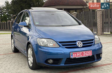 Хетчбек Volkswagen Golf Plus 2008 в 