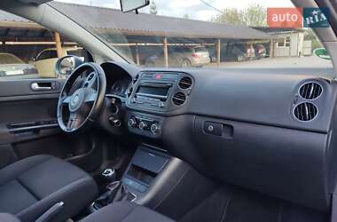 Хетчбек Volkswagen Golf Plus 2009 в 