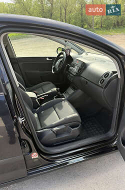 Хэтчбек Volkswagen Golf Plus 2005 в 