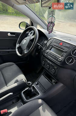 Хэтчбек Volkswagen Golf Plus 2005 в 