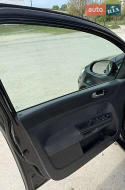 Хэтчбек Volkswagen Golf Plus 2005 в 