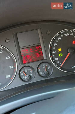 Хетчбек Volkswagen Golf Plus 2008 в 