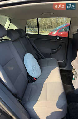 Хетчбек Volkswagen Golf Plus 2008 в 