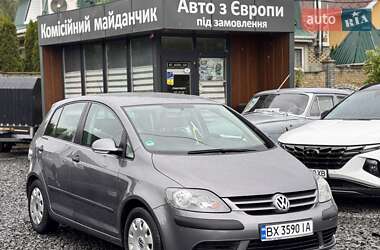 Хетчбек Volkswagen Golf Plus 2005 в 