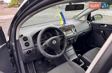 Хетчбек Volkswagen Golf Plus 2005 в 