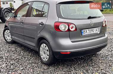 Хетчбек Volkswagen Golf Plus 2005 в 