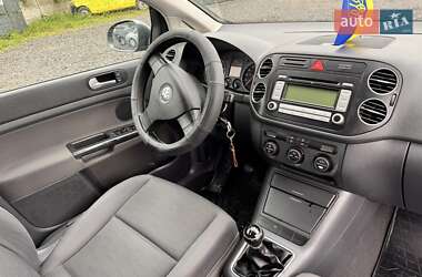 Хетчбек Volkswagen Golf Plus 2005 в 