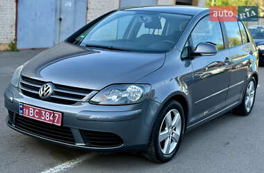 Хэтчбек Volkswagen Golf Plus 2007 в Ровно