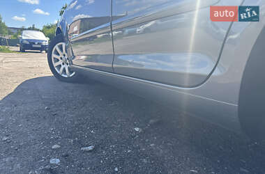 Хэтчбек Volkswagen Golf Plus 2005 в 