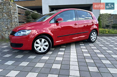 Хетчбек Volkswagen Golf Plus 2012 в 
