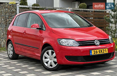 Хетчбек Volkswagen Golf Plus 2012 в 