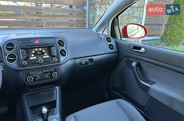 Хетчбек Volkswagen Golf Plus 2012 в 