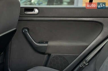 Хэтчбек Volkswagen Golf Plus 2013 в 