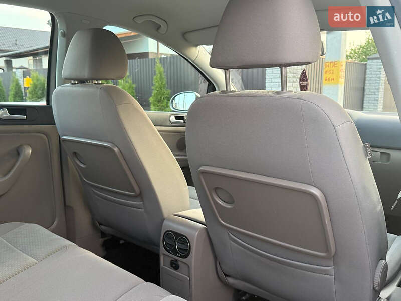 Хетчбек Volkswagen Golf Plus 2009 в Вінниці