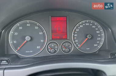 Хэтчбек Volkswagen Golf Plus 2008 в 