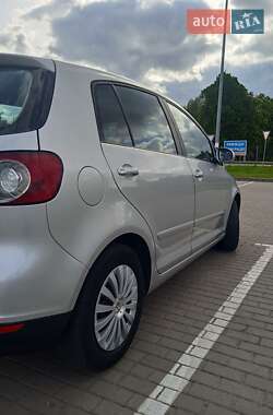Хетчбек Volkswagen Golf Plus 2006 в 