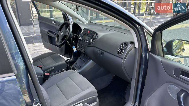 Хетчбек Volkswagen Golf Plus 2006 в Полтаві