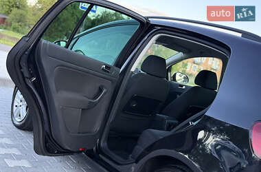Хетчбек Volkswagen Golf Plus 2010 в 
