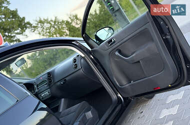 Хетчбек Volkswagen Golf Plus 2010 в 